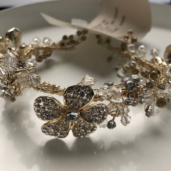Gold and crystal bridal and prom bracelet - Picture 2 of 5